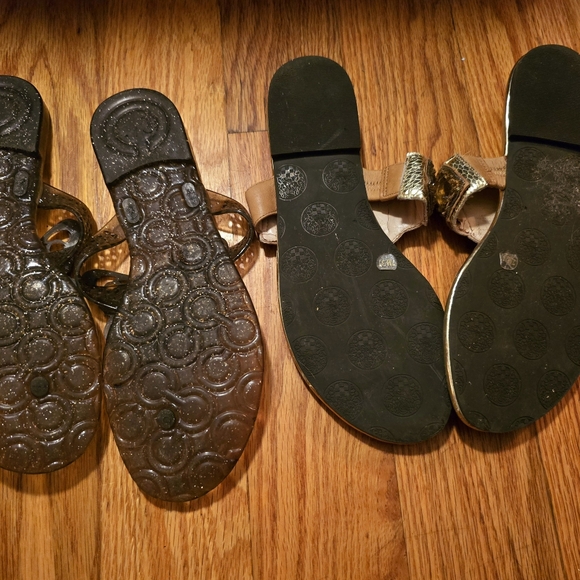 Coach + Vince Camuto Thong Sandals. Lot of 2. - Picture 3 of 3